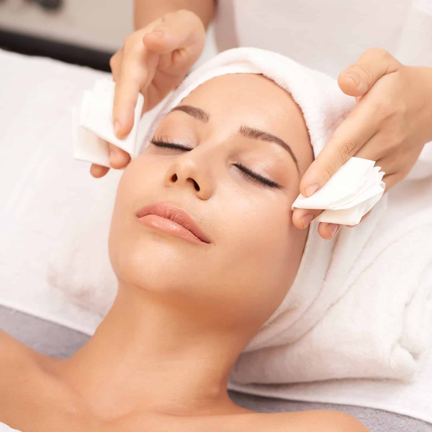 Limpieza facial profunda en amarama